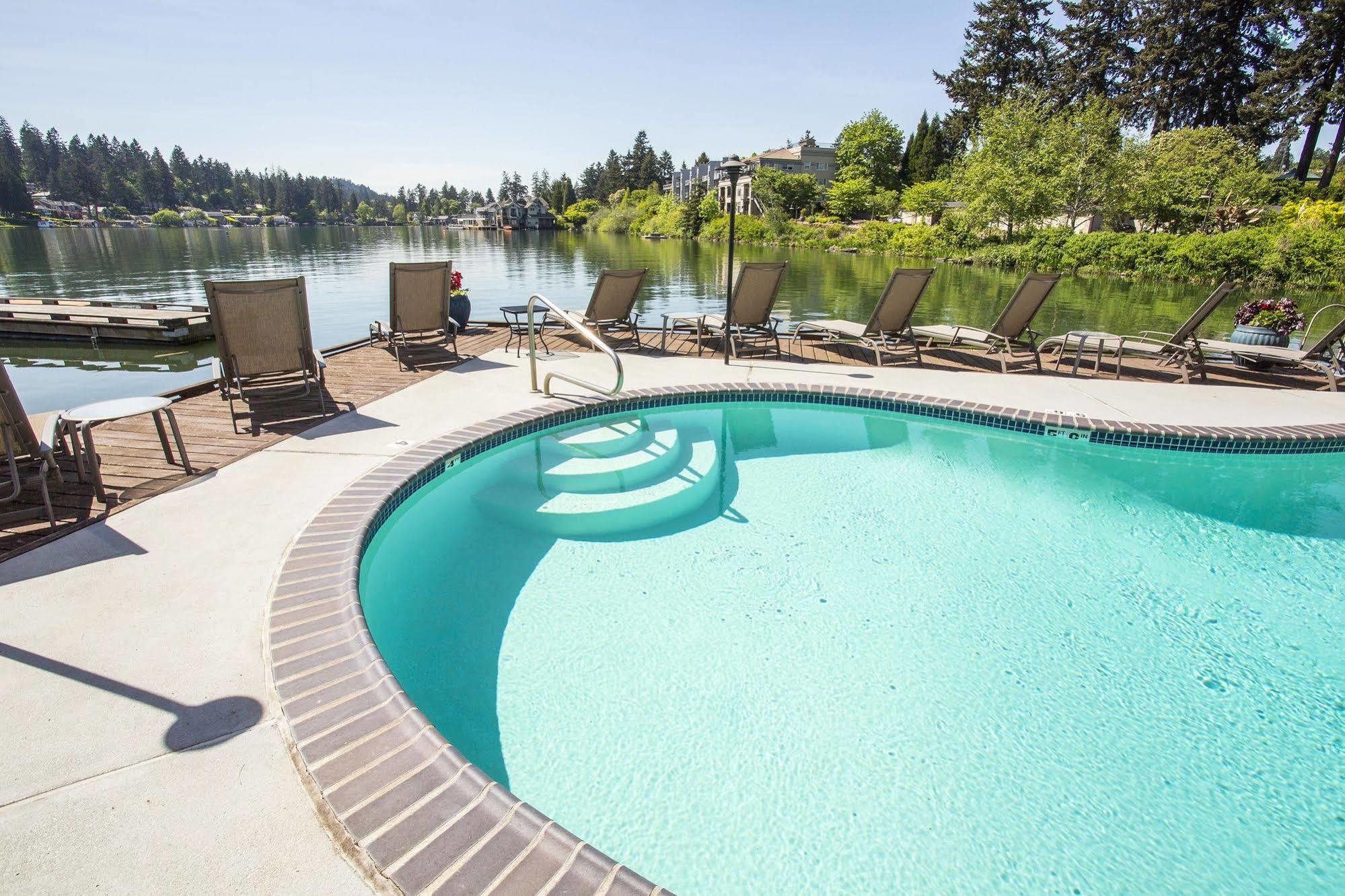 Lakeshore Inn Lake Oswego Buitenkant foto